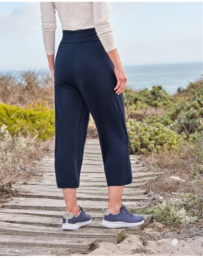 Stretch High Rise Cropped Pant